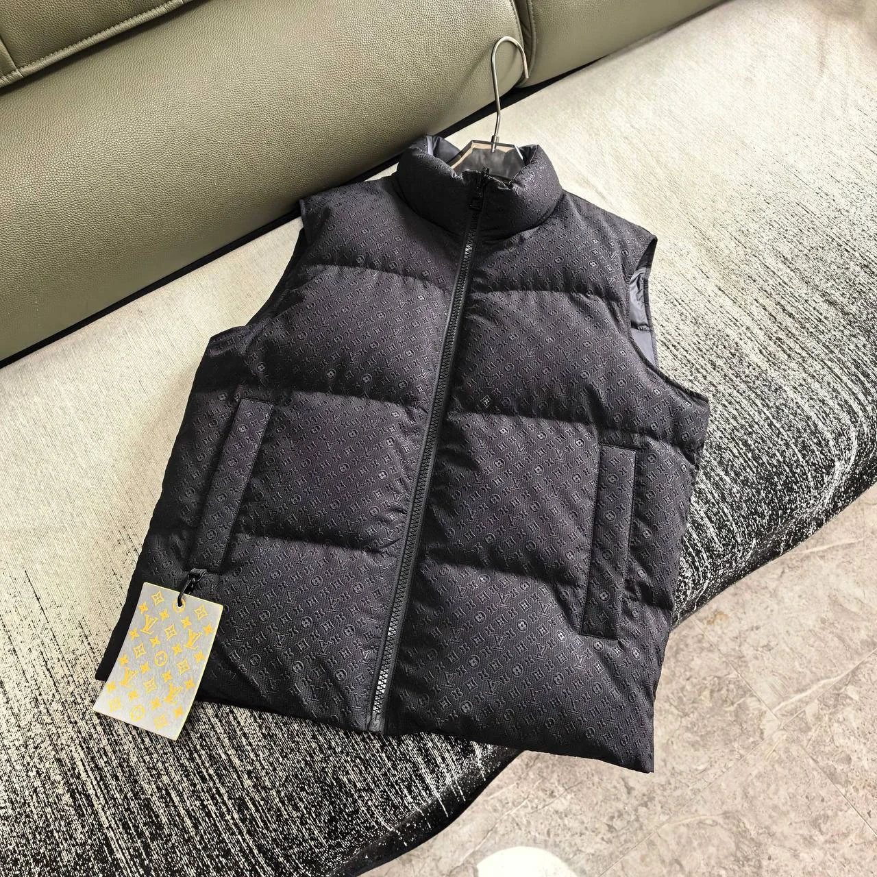 Чоловіча жилетка - Louis Vuitton